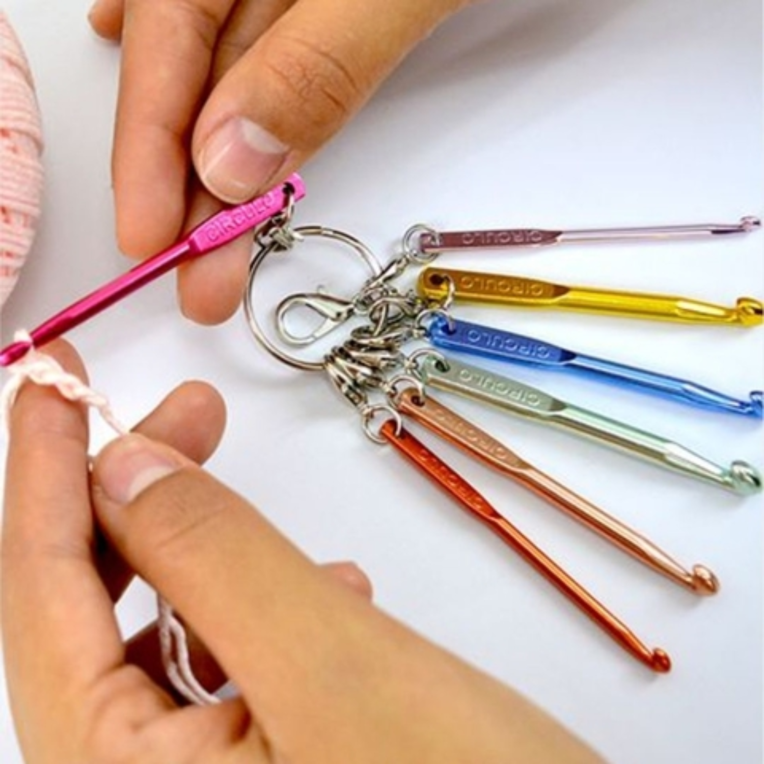  Mini Chaveiro Agulhas De Crochê Círculo De 3,0mm á 6,0mm